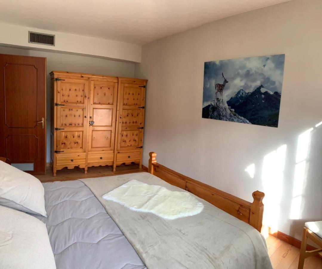 Appartamento Blue Mountain Ponte Di Legno Esterno foto