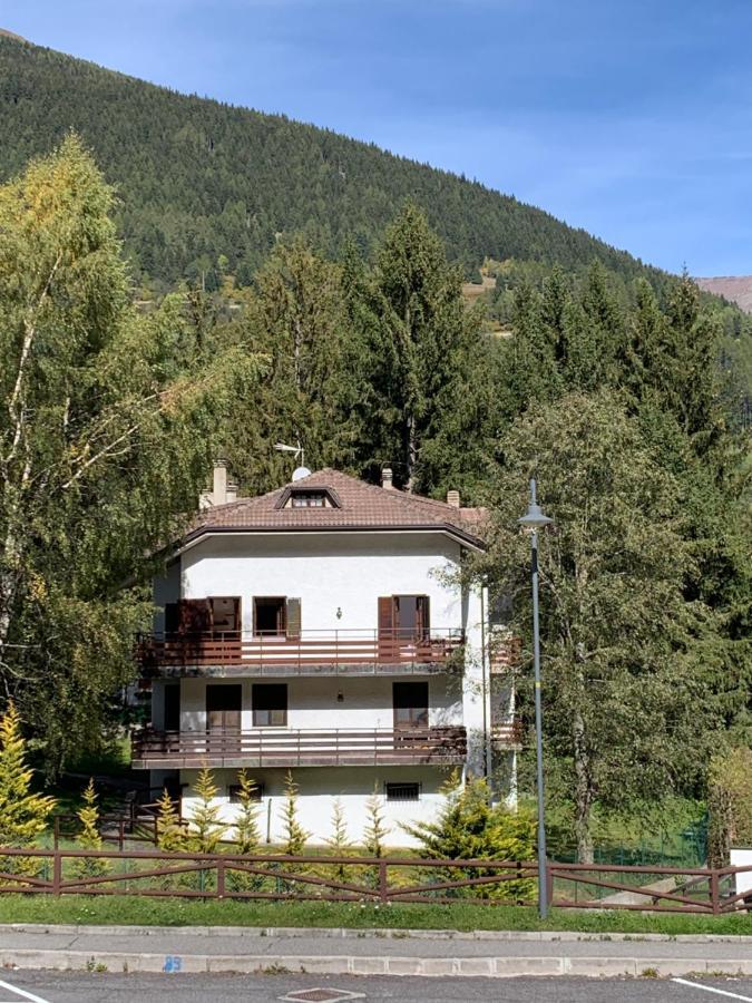 Appartamento Blue Mountain Ponte Di Legno Esterno foto